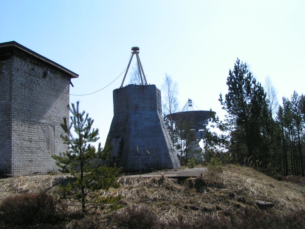 Radiotelescope RT-32 located nearby.
