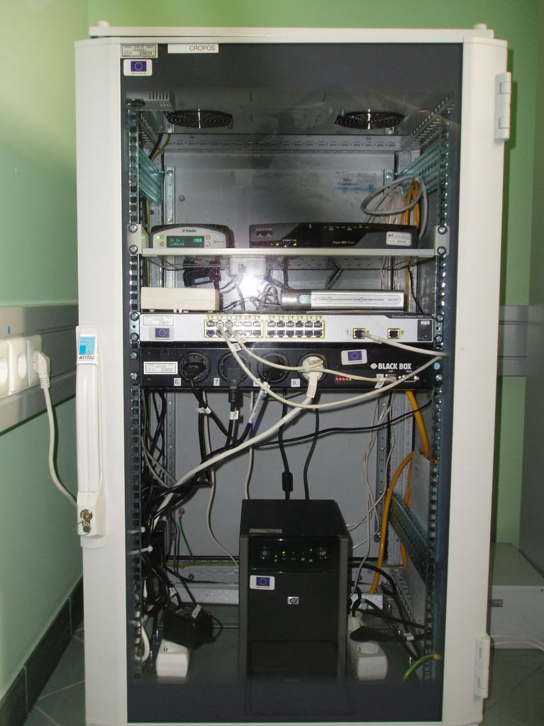 GNSS Receiver Trimble NetR5 and communication center.