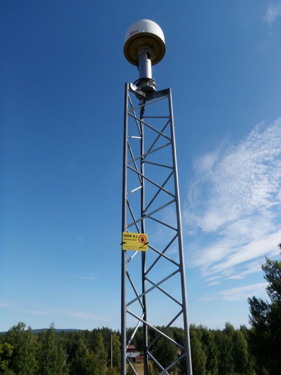 Antenna monument.